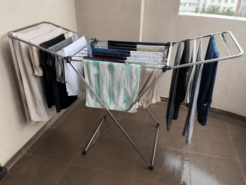 Amazon Basics 3-way foldable cloth drying stand review